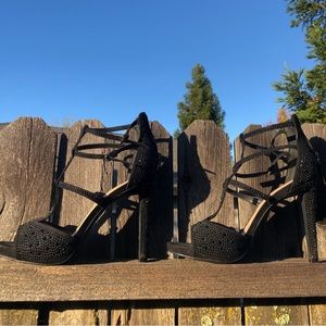 Women’s Black Heels